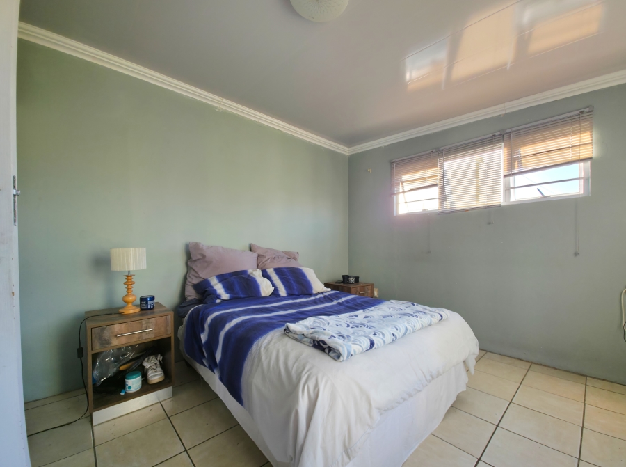 5 Bedroom Property for Sale in Hawston Western Cape
